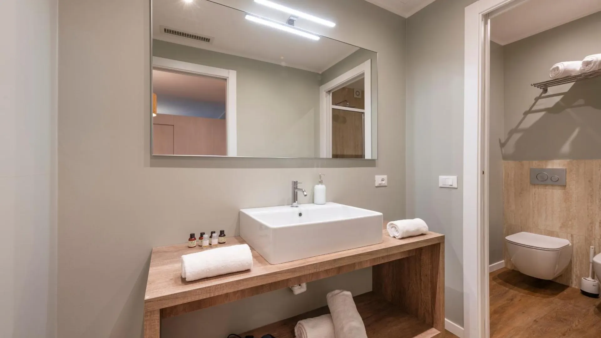 アパート Citylife1 - Comfortable Apt With Two Bedrooms ミラノ イタリア